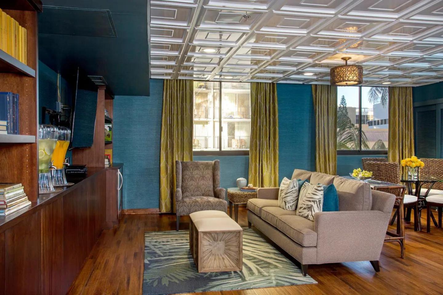 Luxury Oceanfront 2 Bedroom Apartment At Waikiki Beach Tower هونولولو المظهر الخارجي الصورة