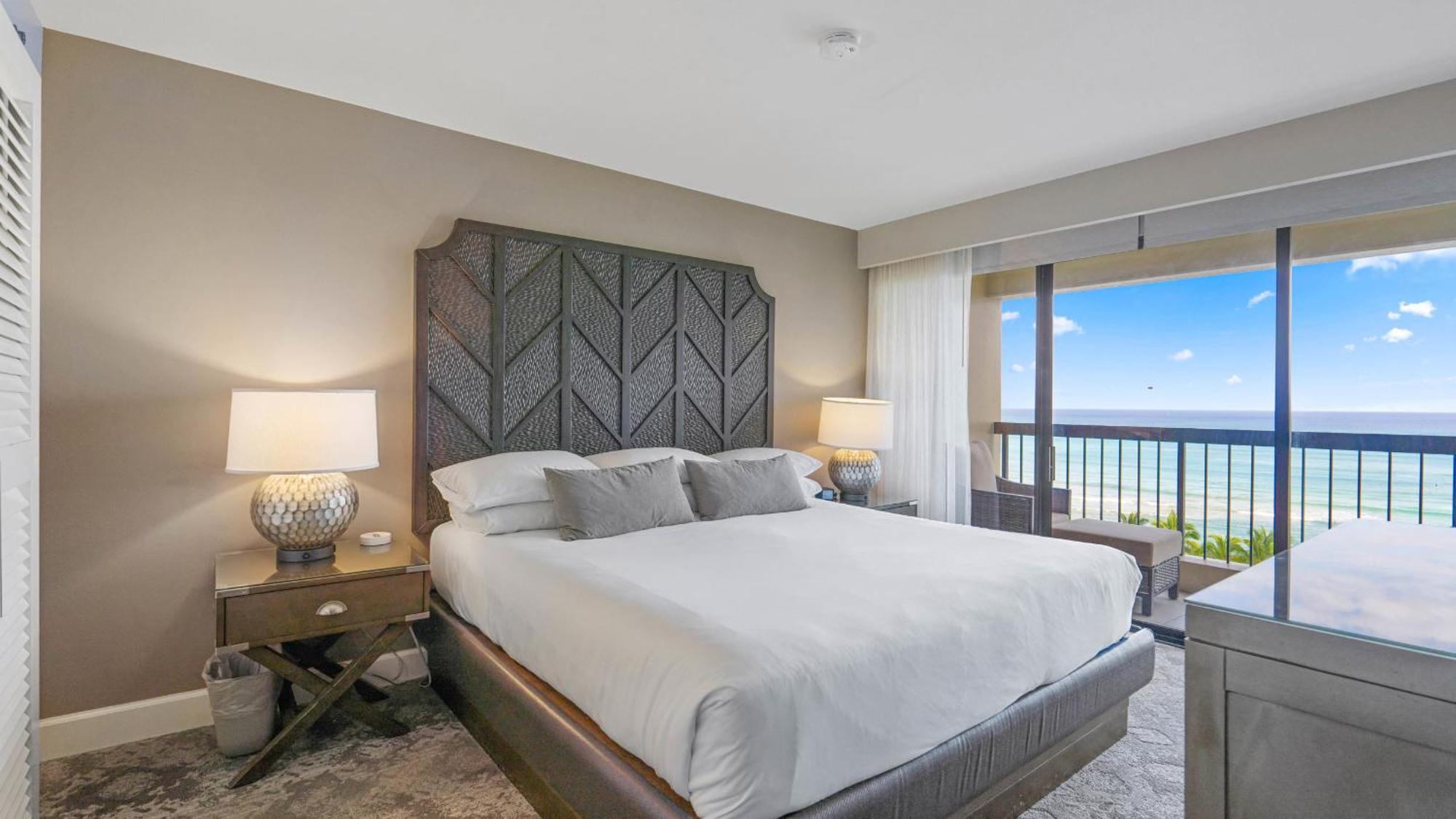 Luxury Oceanfront 2 Bedroom Apartment At Waikiki Beach Tower هونولولو المظهر الخارجي الصورة