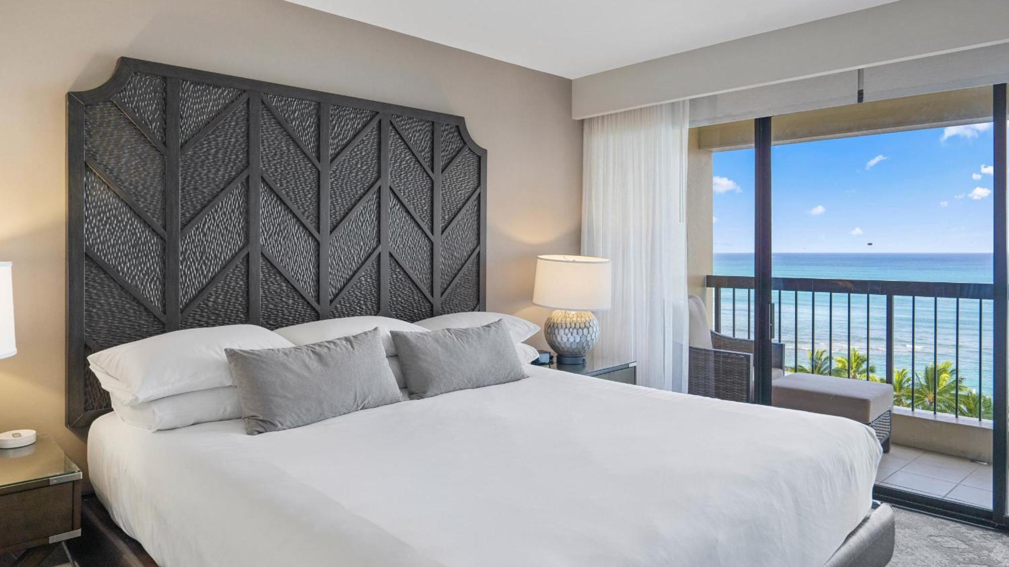 Luxury Oceanfront 2 Bedroom Apartment At Waikiki Beach Tower هونولولو المظهر الخارجي الصورة